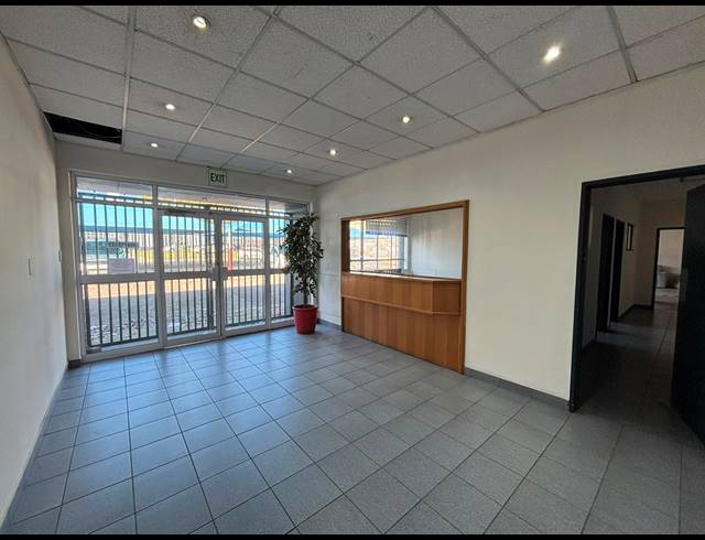 2,875M² WAREHOUSE TO LET IN PAROW INDUSTRIAL